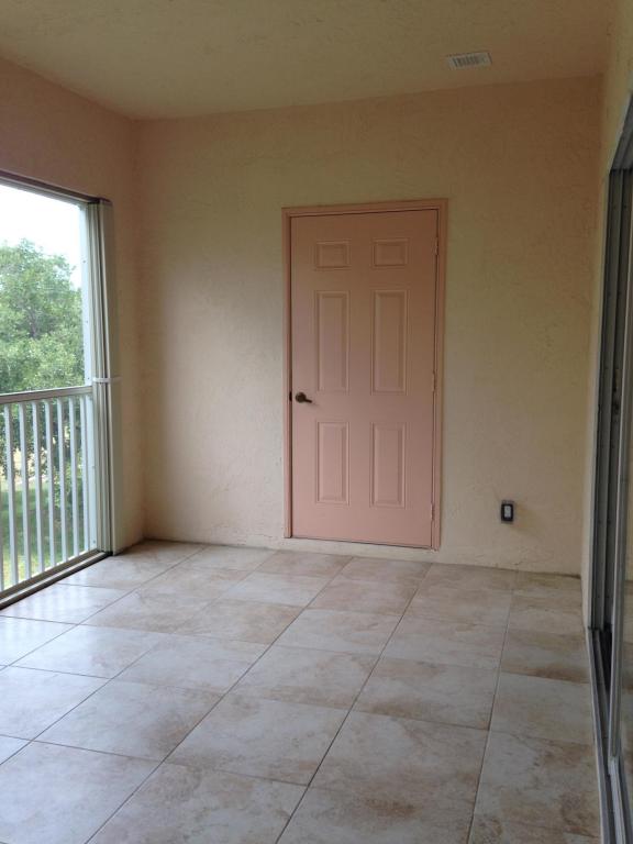 2089 SE Wild Meadow Circle, Port Saint Lucie, FL 34952