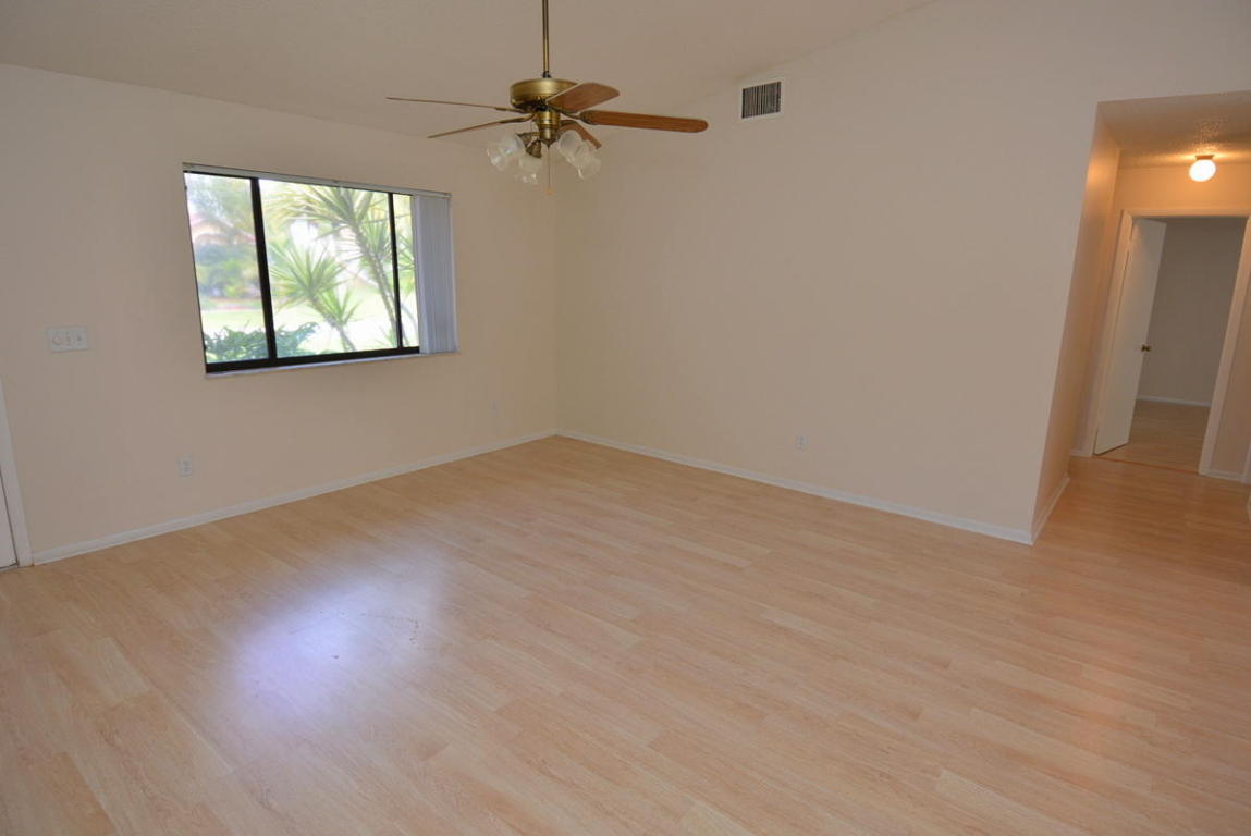 2425 SE Camarin Street, Port Saint Lucie, FL 34952