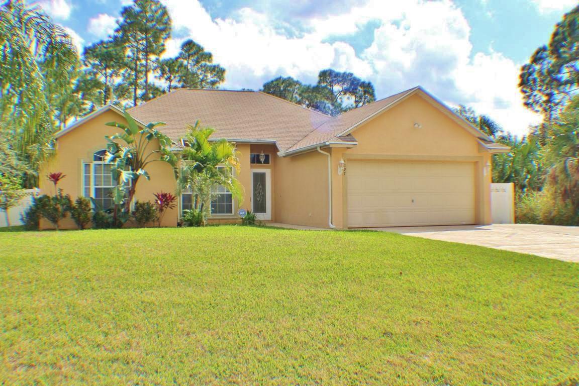 1897 SW Erie Street, Port Saint Lucie, FL 34953