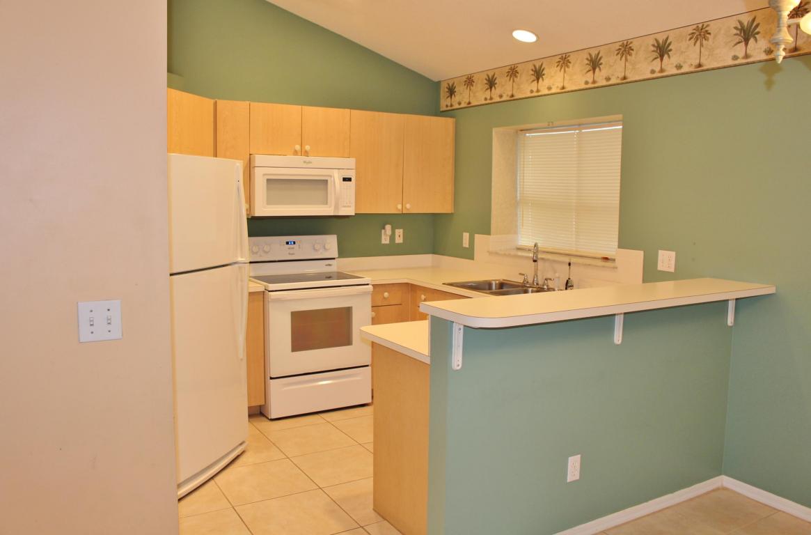 1897 SW Erie Street, Port Saint Lucie, FL 34953