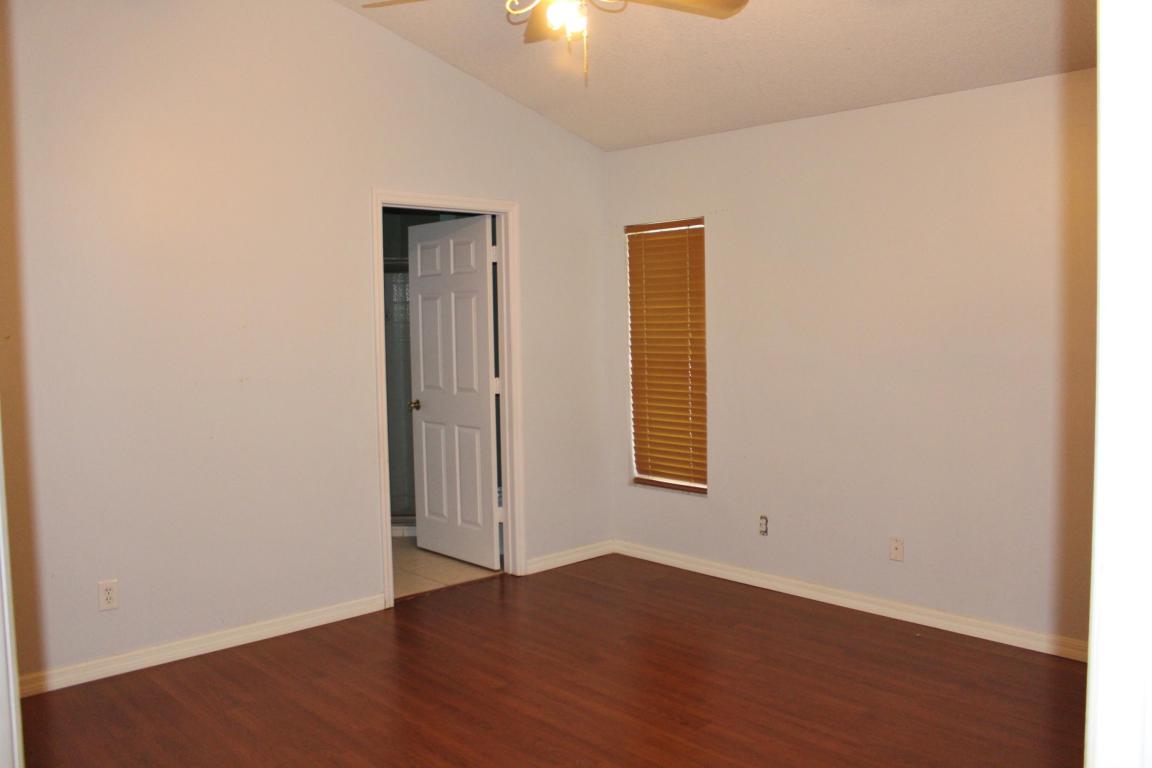 1897 SW Erie Street, Port Saint Lucie, FL 34953