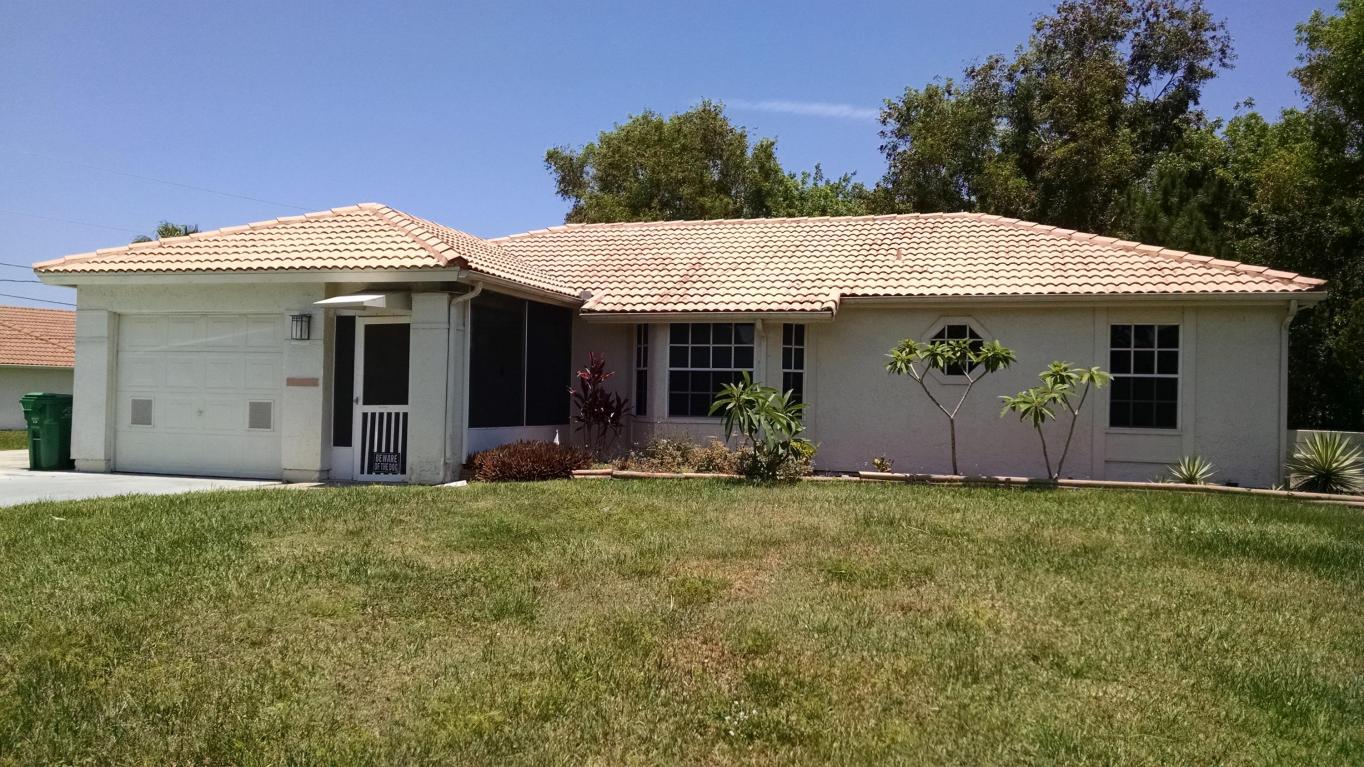 6800 NW Elaine Street, Port Saint Lucie, FL 34953