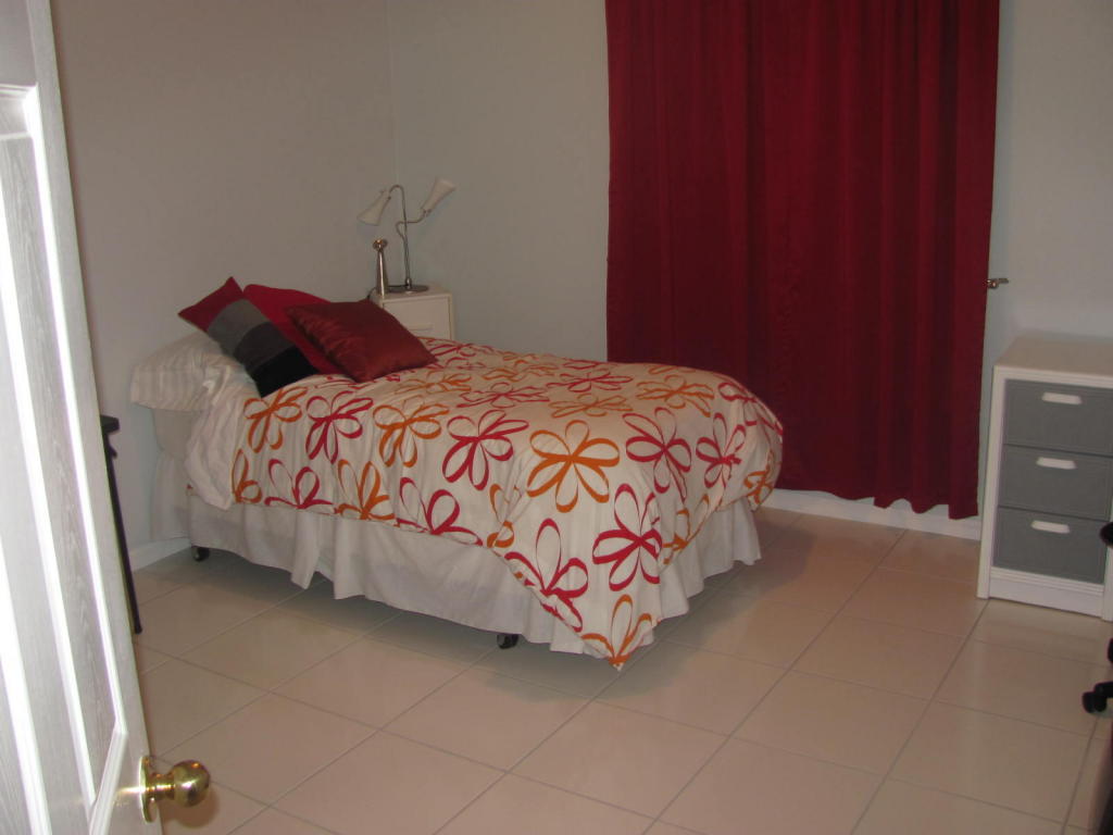 957 SW Jaslo Avenue, Port Saint Lucie, FL 34953