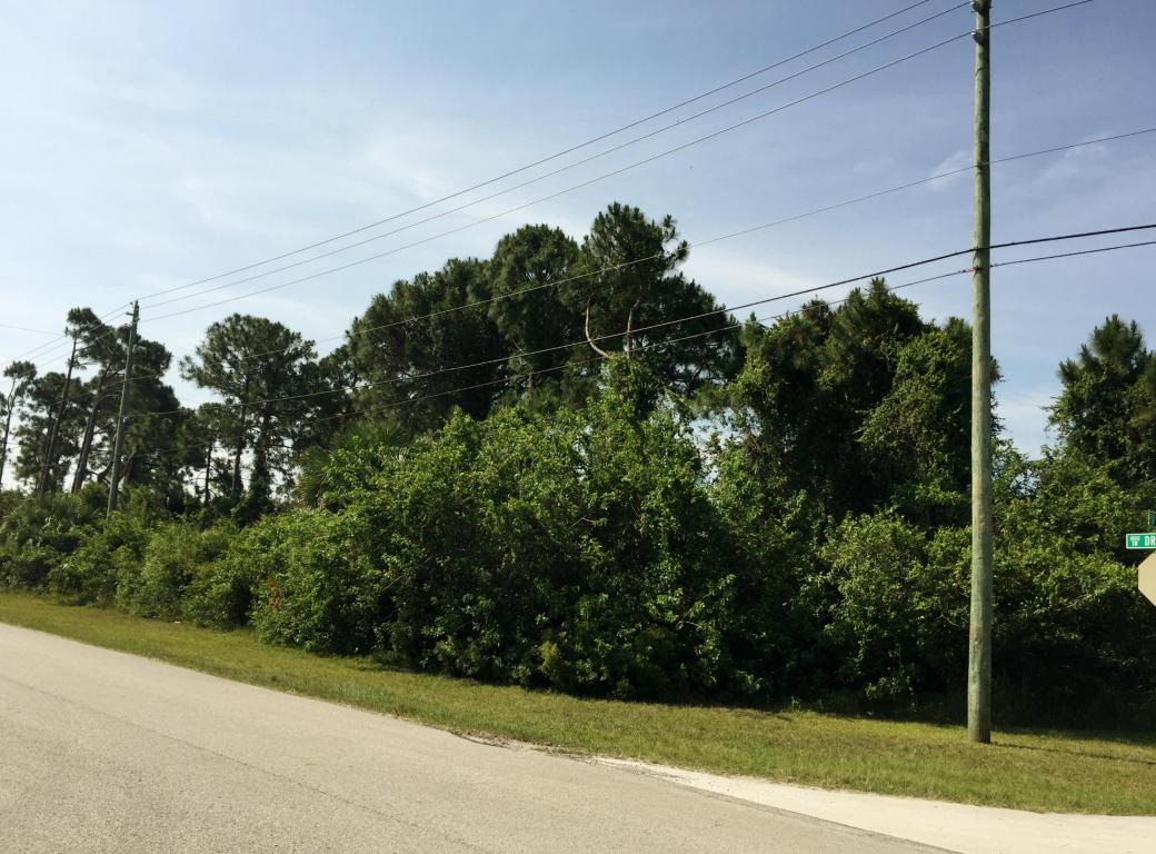 1816 SW Dreyfuss Blvd, Port Saint Lucie, FL 34953