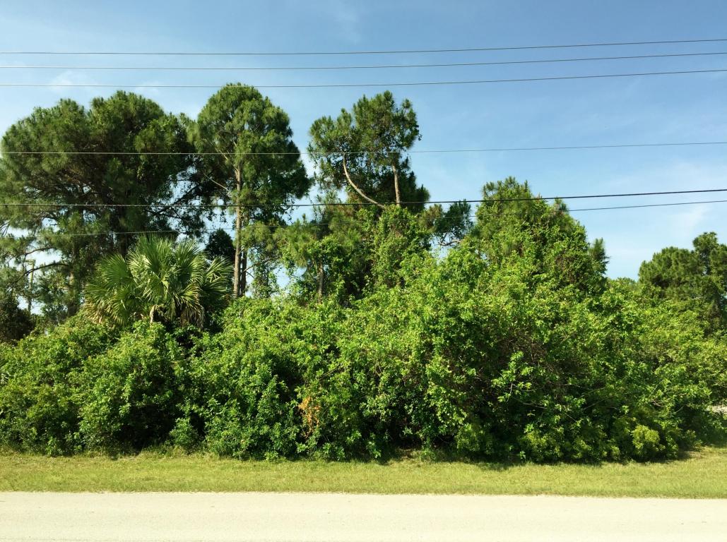 1816 SW Dreyfuss Blvd, Port Saint Lucie, FL 34953