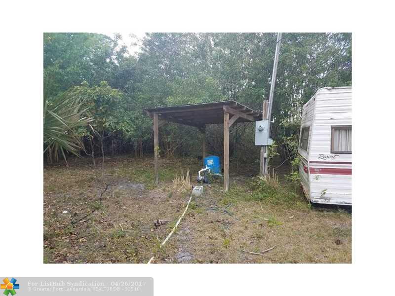 1 SW TOMMY CLEMENTS, Other City - In The State Of Florida, FL 34956