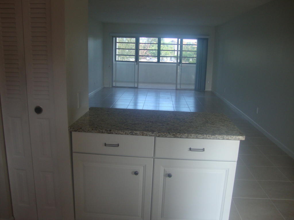 1560 NE 12th Terrace, Jensen Beach, FL 34957
