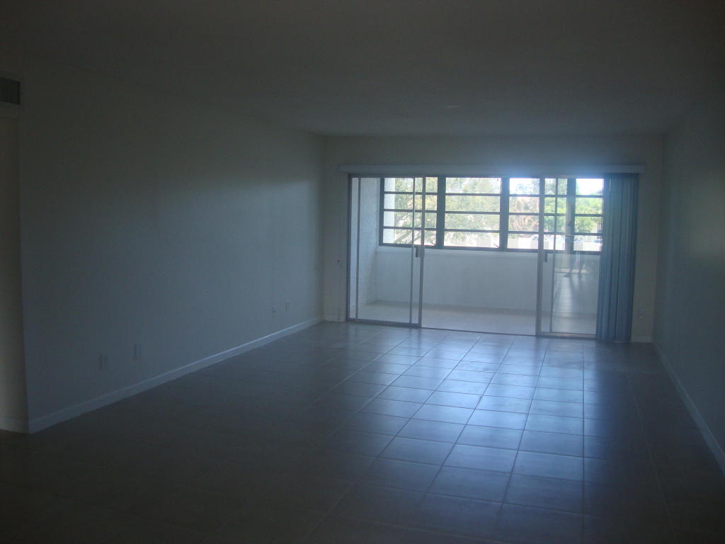 1560 NE 12th Terrace, Jensen Beach, FL 34957