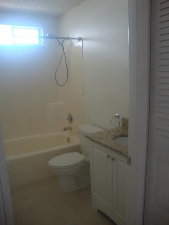 1560 NE 12th Terrace, Jensen Beach, FL 34957