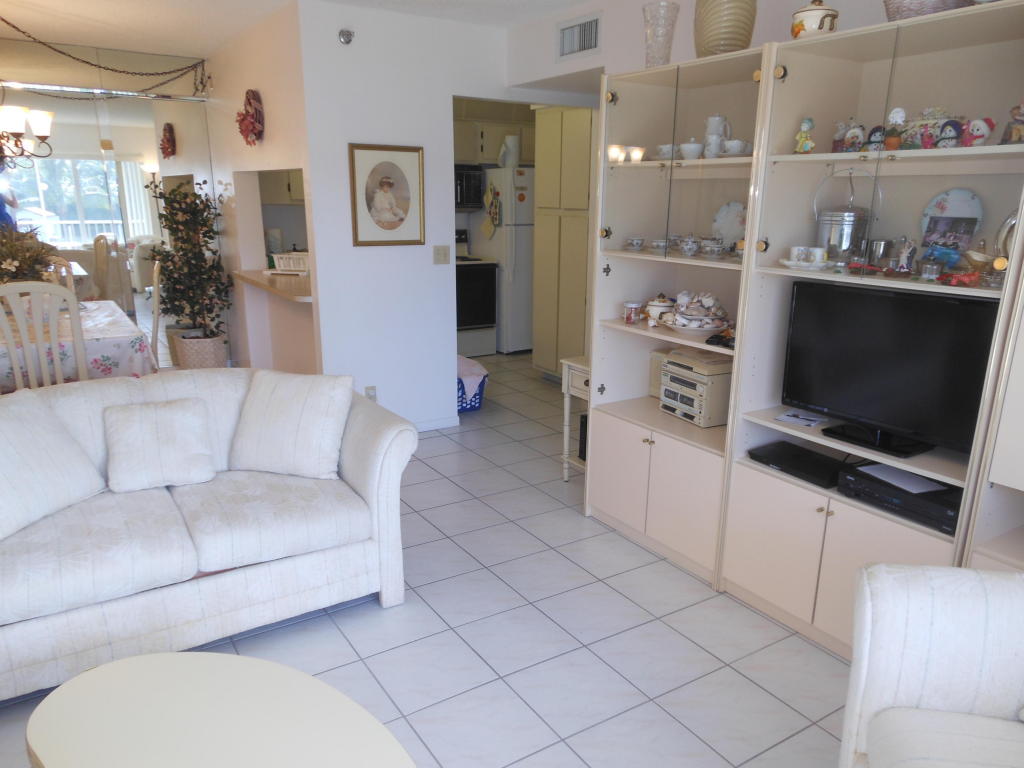 4436 NE Ocean Blvd, Jensen Beach, FL 34957