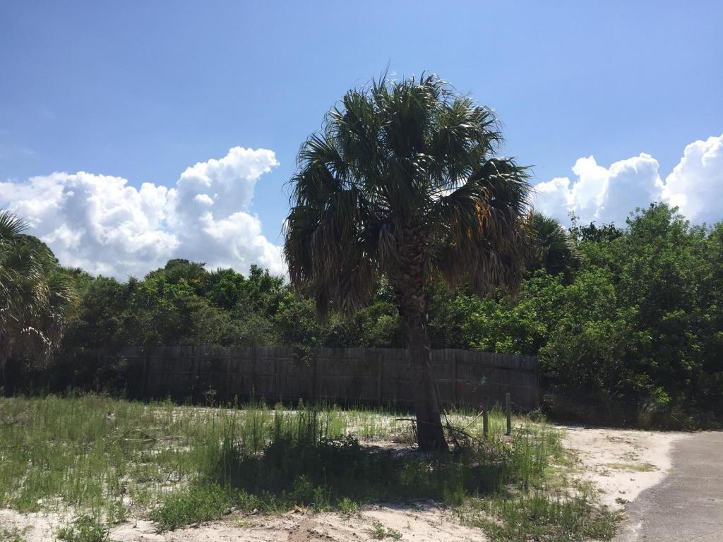 1100 NE Olive Street, Jensen Beach, FL 34957