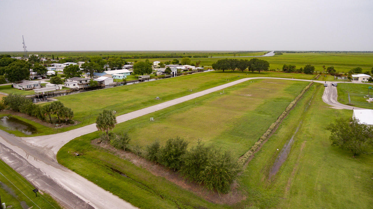 1041 Orange Loop, Okeechobee, FL 34974