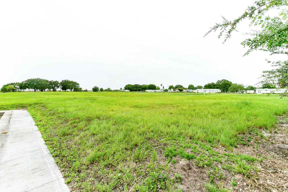 1073 Orange Loop, Okeechobee, FL 34974