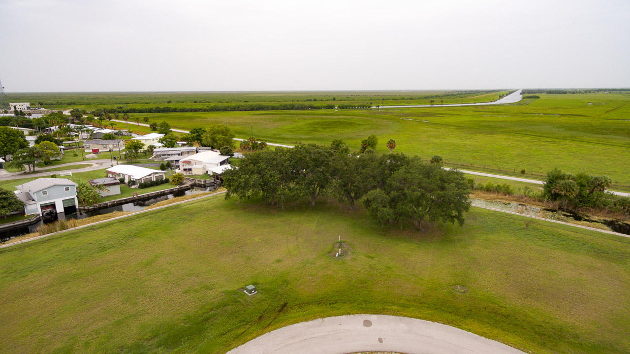 1087 Orange Loop, Okeechobee, FL 34974