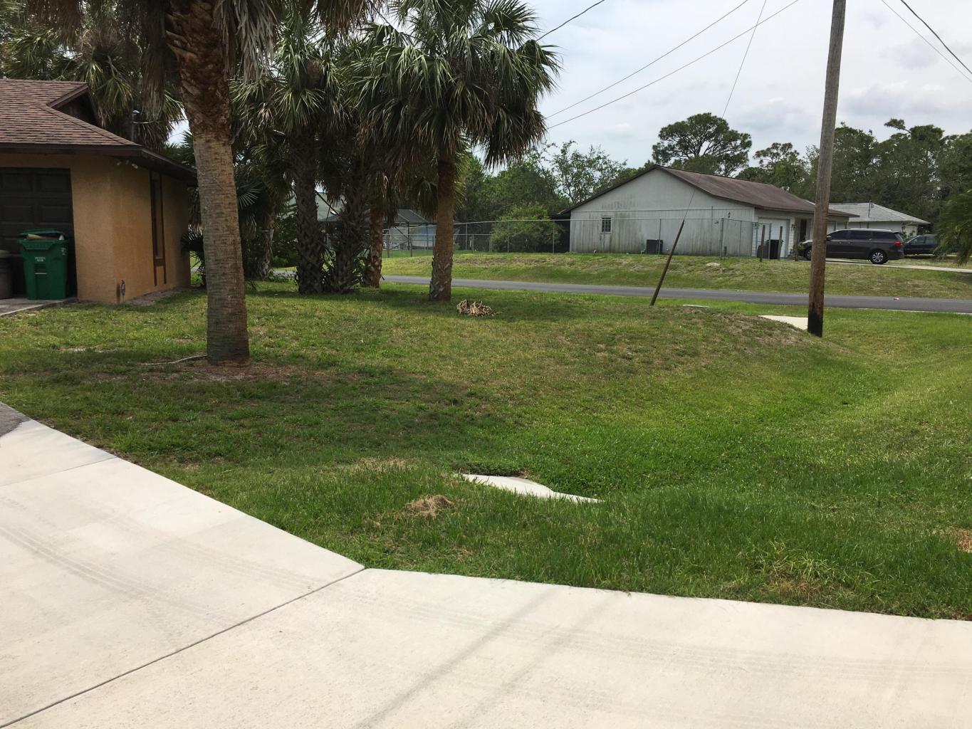 5604 Tangelo Dr., Fort Pierce, FL 34982