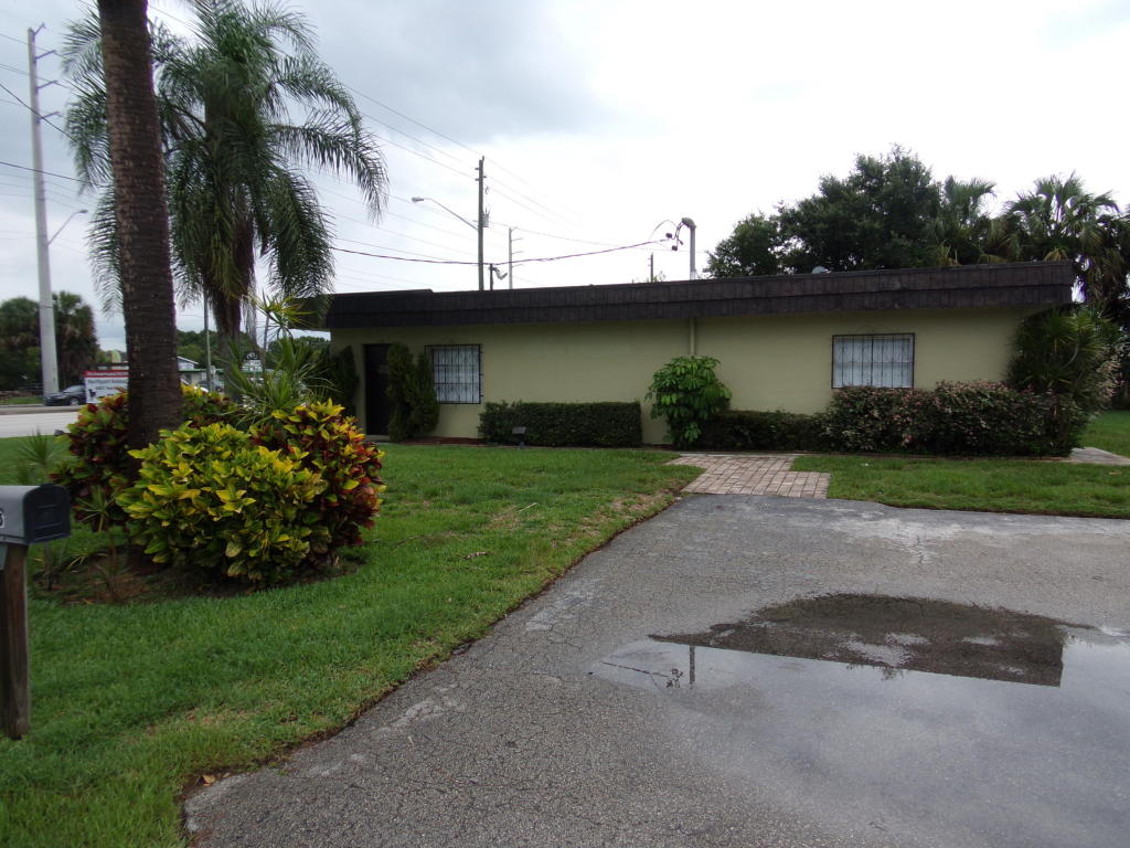 6148 S Us Highway 1, Fort Pierce, FL 34982