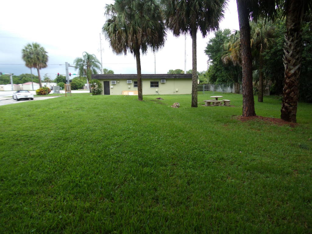 6148 S Us Highway 1, Fort Pierce, FL 34982