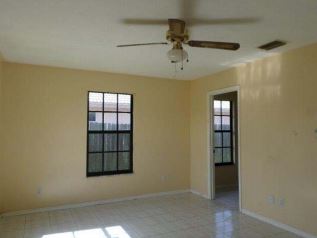 401 NW Hutchins StPort Saint Lucie, FL, 34983Saint Lucie County