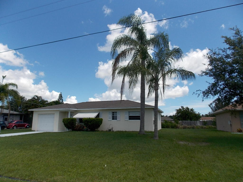 345 NW Marion Avenue, Port Saint Lucie, FL 34983