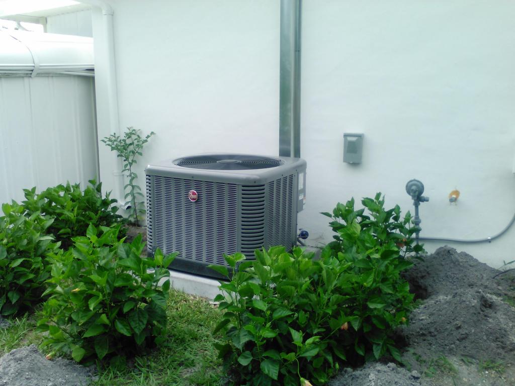 322 NE Ardsley Drive, Port Saint Lucie, FL 34983