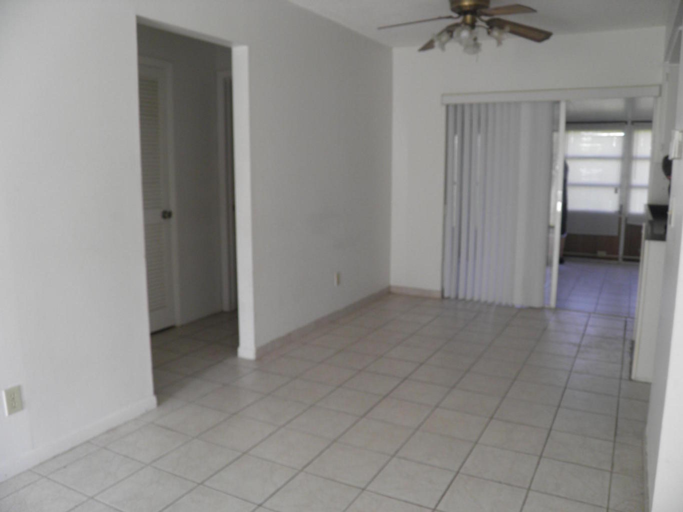 201 SW Lakehurst Dr., Port St Lucie, FL 34983