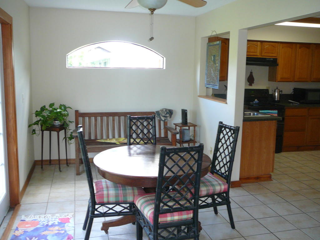 715 SE Forgal St, Port Saint Lucie, FL 34983