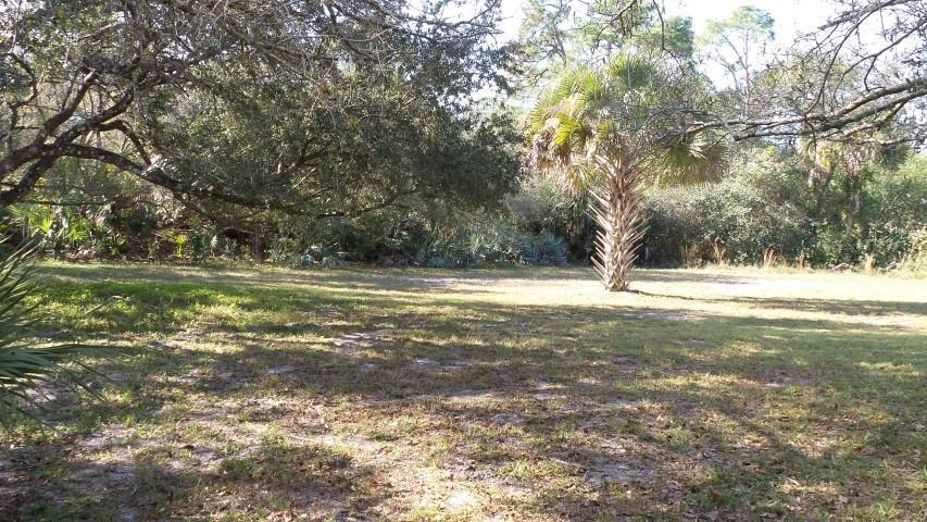 109 NE Charleston Oaks Drive, Port Saint Lucie, FL 34983