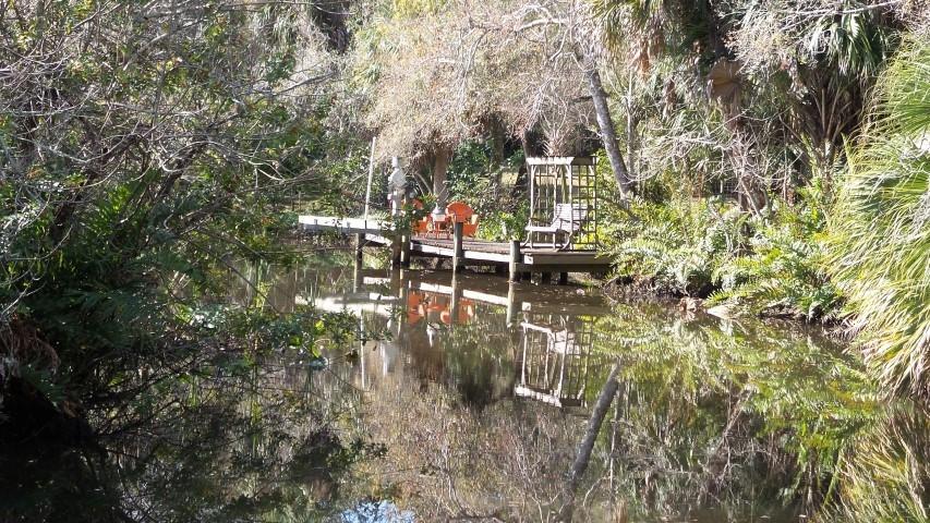 109 NE Charleston Oaks Drive, Port Saint Lucie, FL 34983