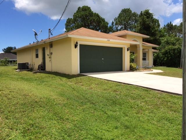 765 NW Macedo Blvd, Port St Lucie, FL 34983