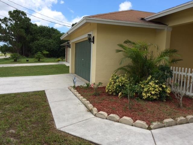 765 NW Macedo Blvd, Port St Lucie, FL 34983