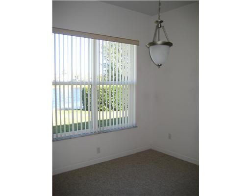 1540 SW Mockingbird Circle, Port Saint Lucie, FL 34986