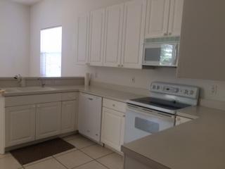 1528 SW Mockingbird Circle, Port Saint Lucie, FL 34986