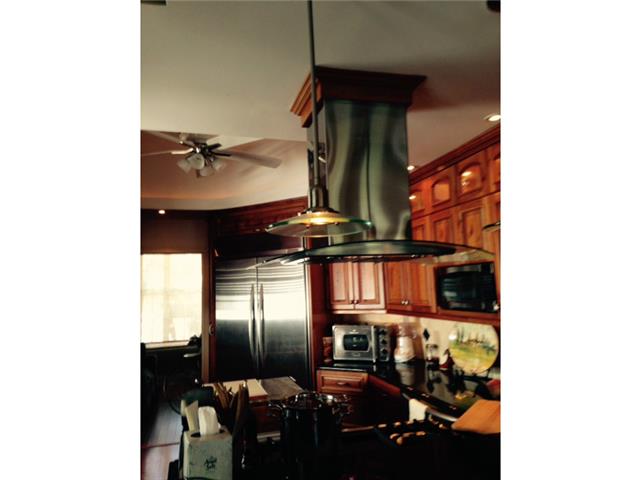 221 Bentley CIR, Port St Lucie, FL 34986