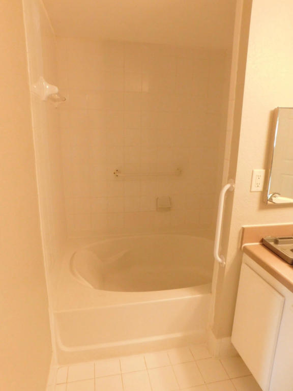 121 SW Palm Drive, Port Saint Lucie, FL 34986