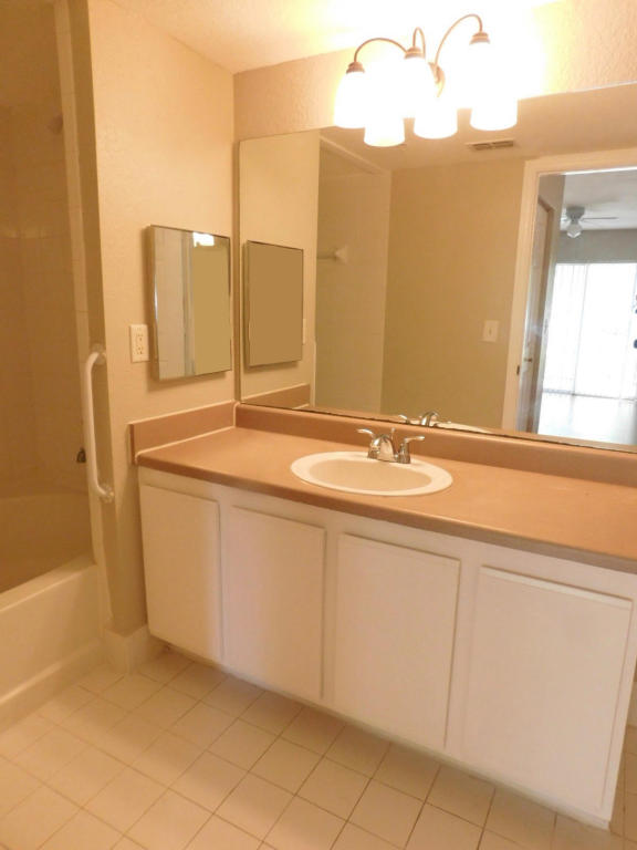 121 SW Palm Drive, Port Saint Lucie, FL 34986