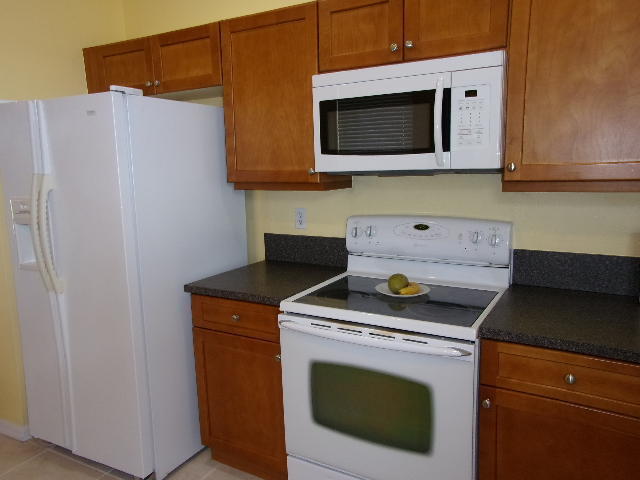 846 SW Rocky Bayou Terrace, Port Saint Lucie, FL 34986