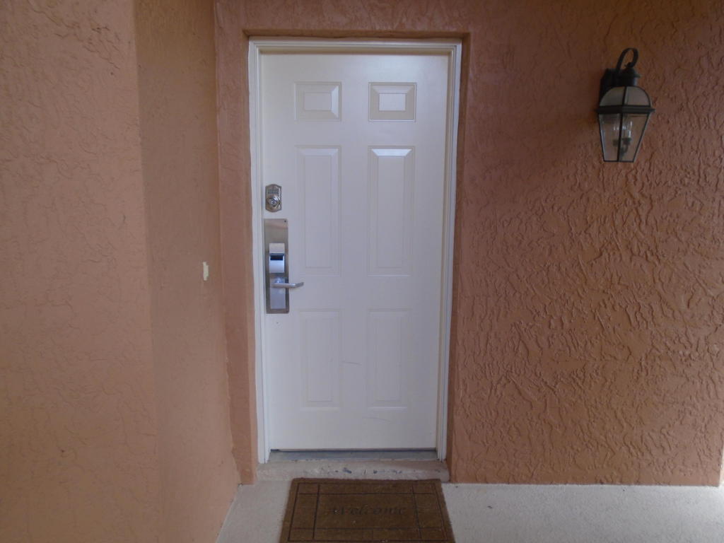 8263 A Mulligan Circle, Port Saint Lucie, FL 34986