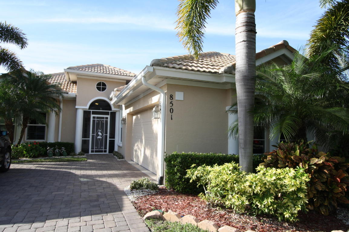 8501 Belfry Place, Port Saint Lucie, FL 34986