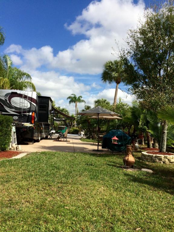 39 NW Boundary Drive, Port Saint Lucie, FL 34986