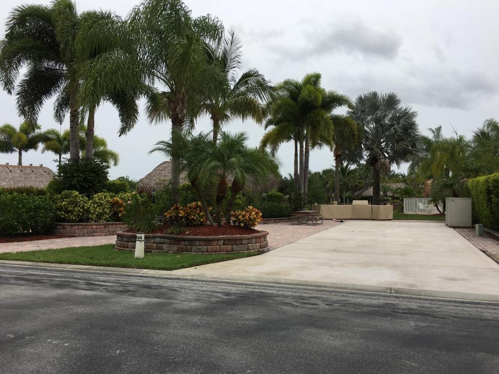 484 NW Boundary Drive, Port Saint Lucie, FL 34986