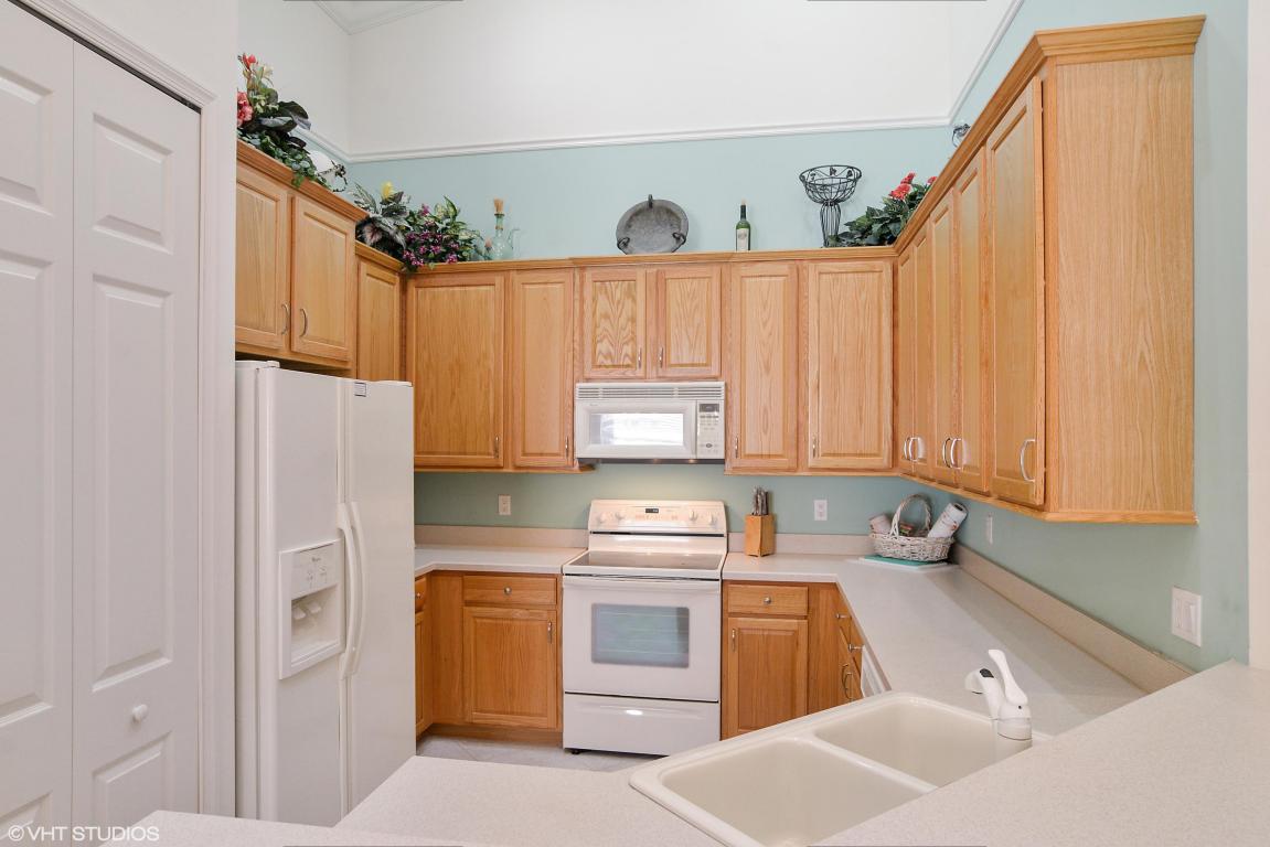 7088 Torrey Pines Circle, Port Saint Lucie, FL 34986