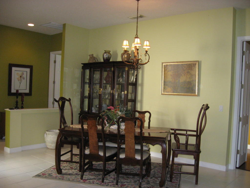 643 SW Munjack Cove, Port Saint Lucie, FL 34986