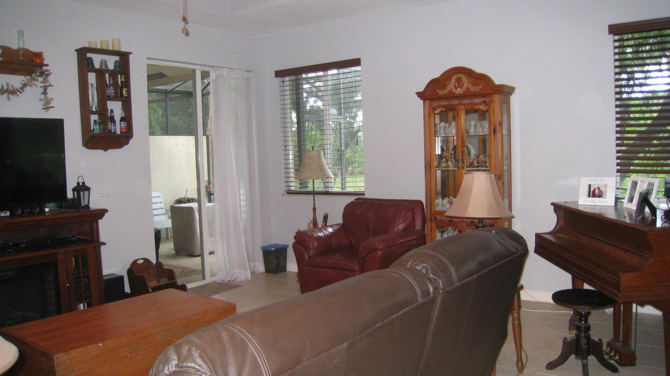 7302 Sea Pines Court, Port Saint Lucie, FL 34986