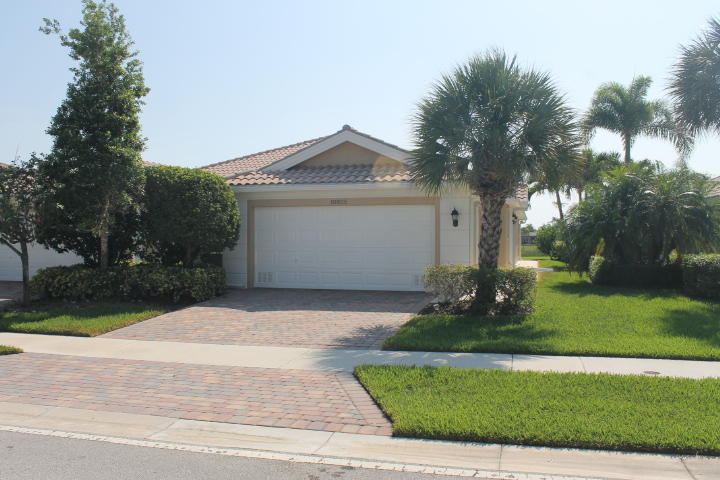 10805 SW Elsinore Drive, Port Saint Lucie, FL 34987