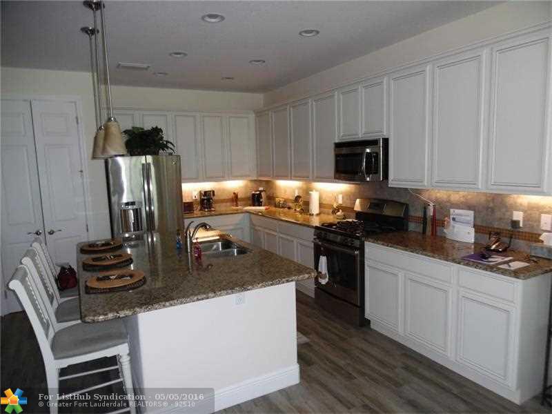 11710 SW APPLE BLOSSOM Trl, Port St. Lucie, FL 34987