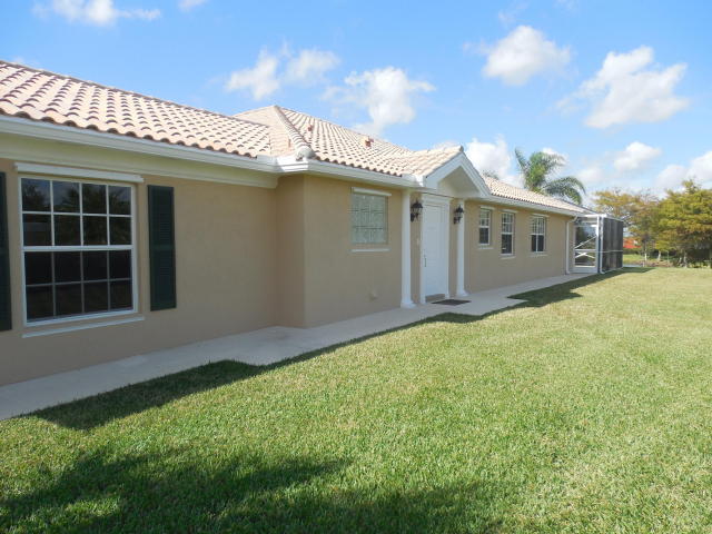 10623 SW Hartwick Drive, Port Saint Lucie, FL 34987