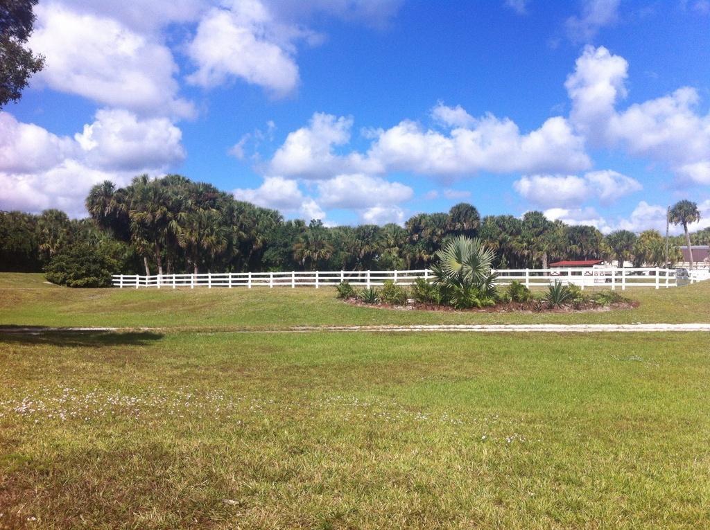 10675 SW Green Ridge Lane, Palm City, FL 34990