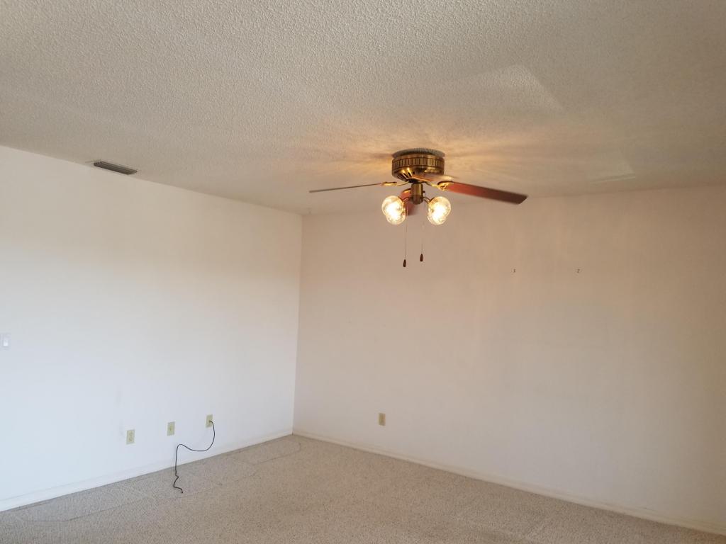 1210 SE Parkview Place, Stuart, FL 34994