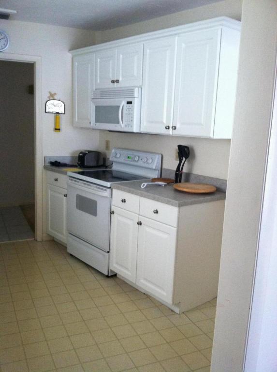 326 SW Indian Grove Drive, Stuart, FL 34994