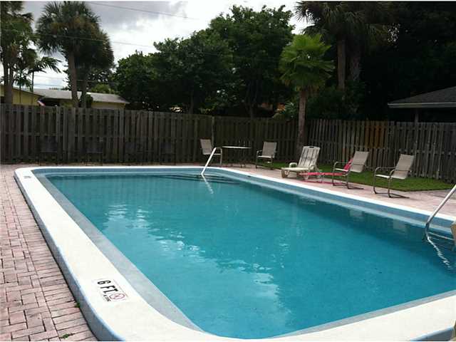 326 Indian Grove DR, Stuart, FL 34994